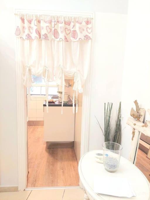Al Ghetto Da Sarah Apartment โรม ภายนอก รูปภาพ