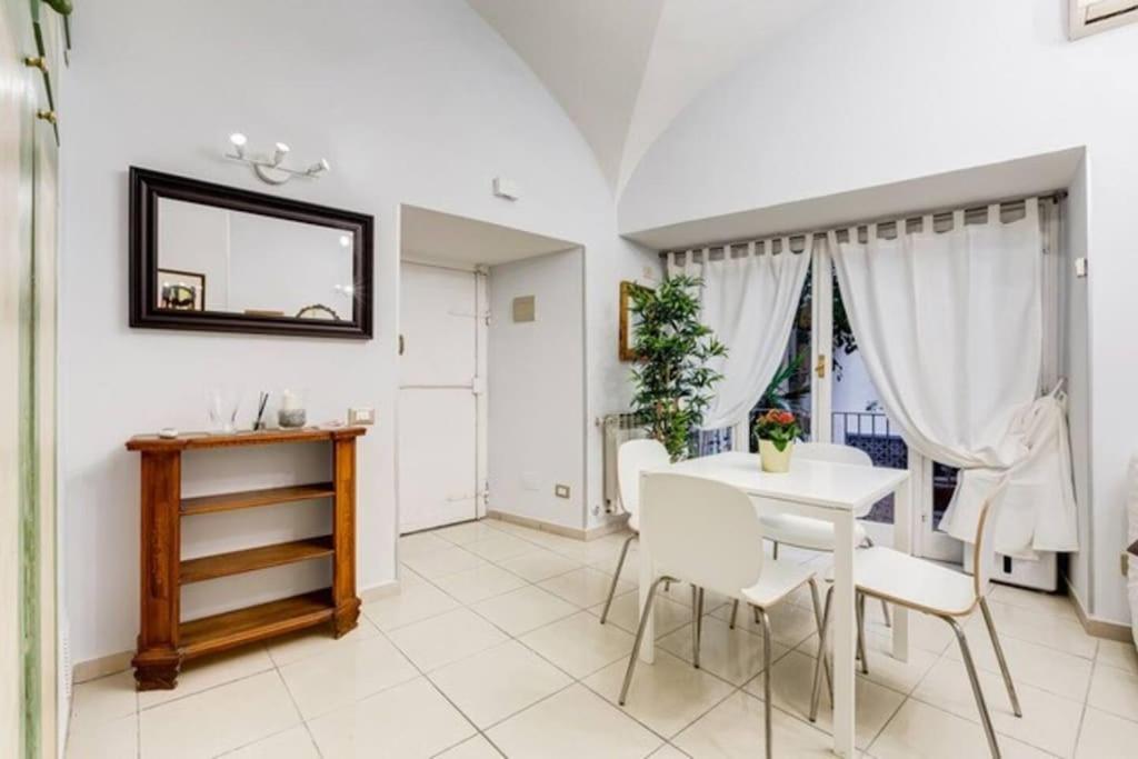Al Ghetto Da Sarah Apartment โรม ภายนอก รูปภาพ